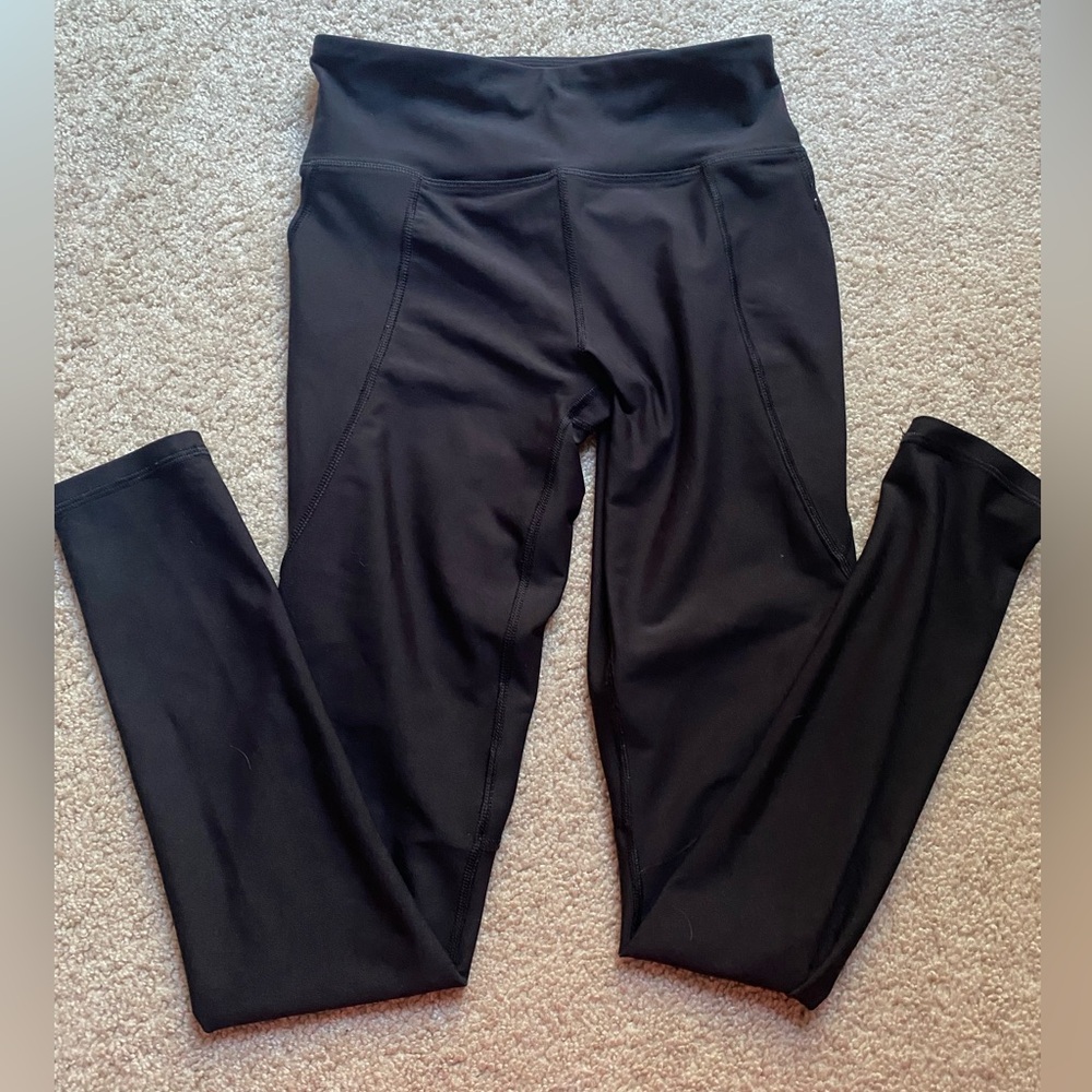 Sleek Black High-Rise Leggings